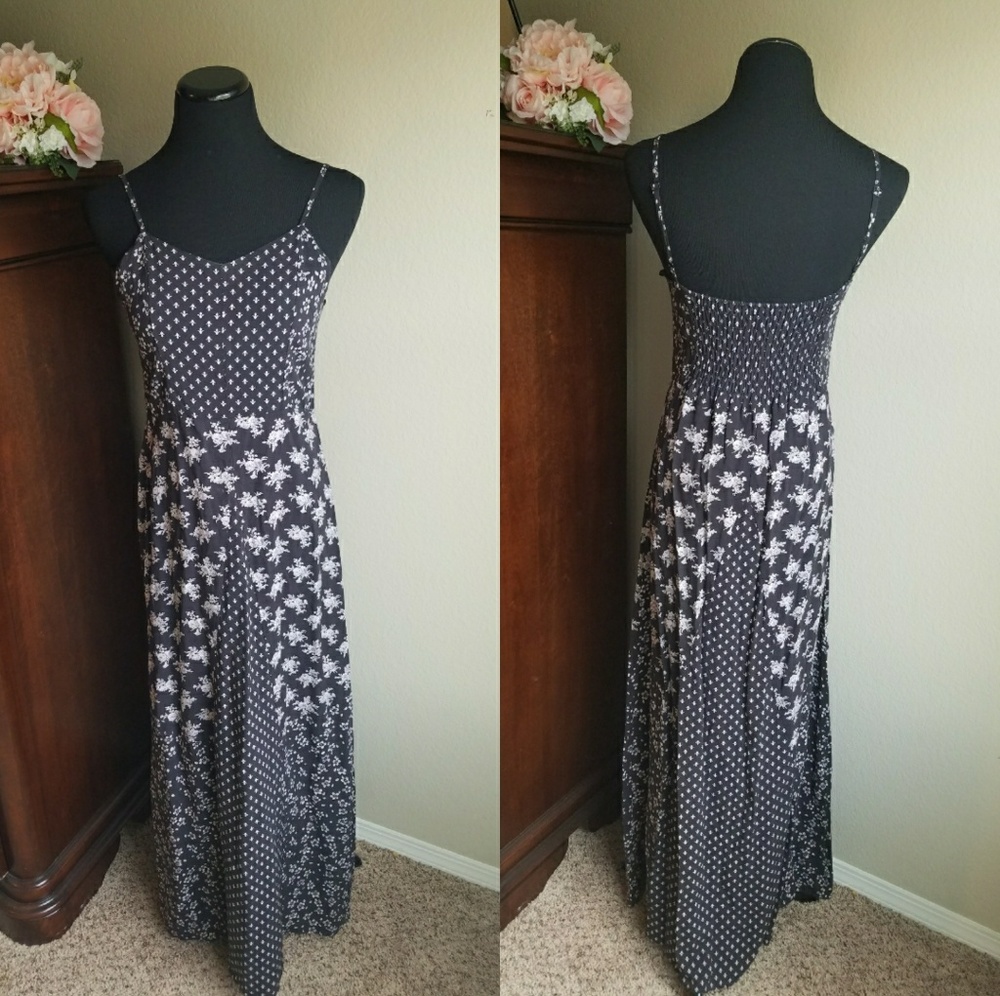 Wyldr Floral Maxi Dress